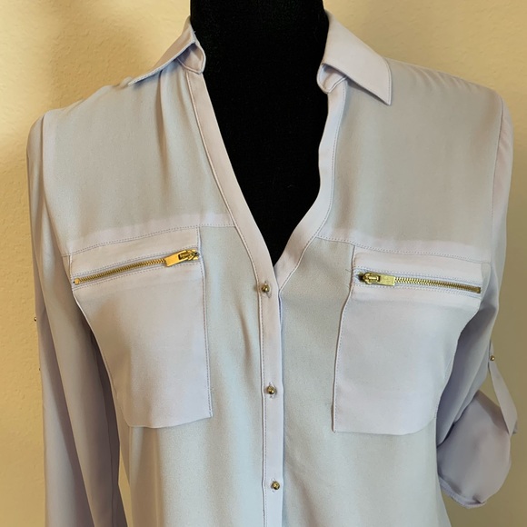 Lavender Collared Blouse with Adjustable Sleeves - Picture 2 of 5